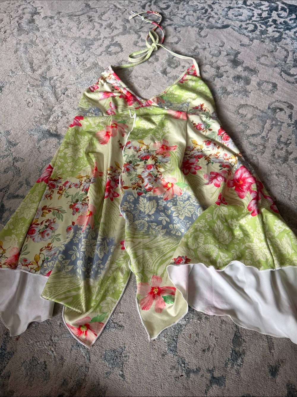 SHEIN Light Green Floral Halter Camisole with Pink Accents